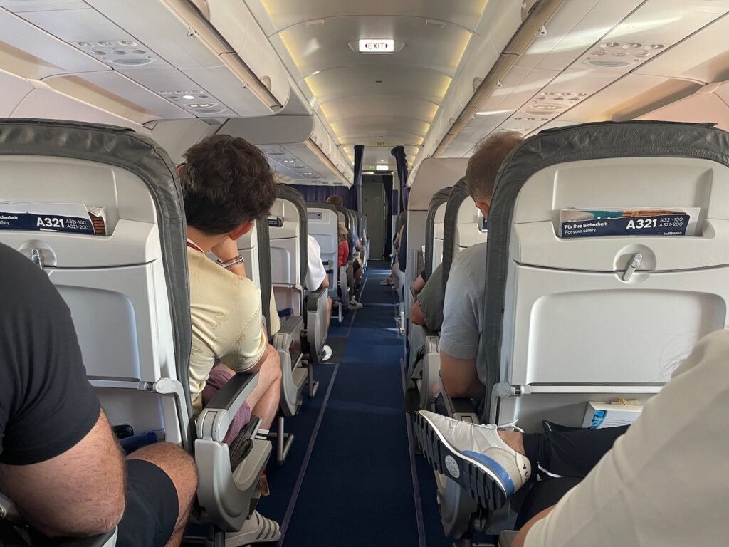 Review: Lufthansa A321-200 Economy Class - Live and Let's Fly