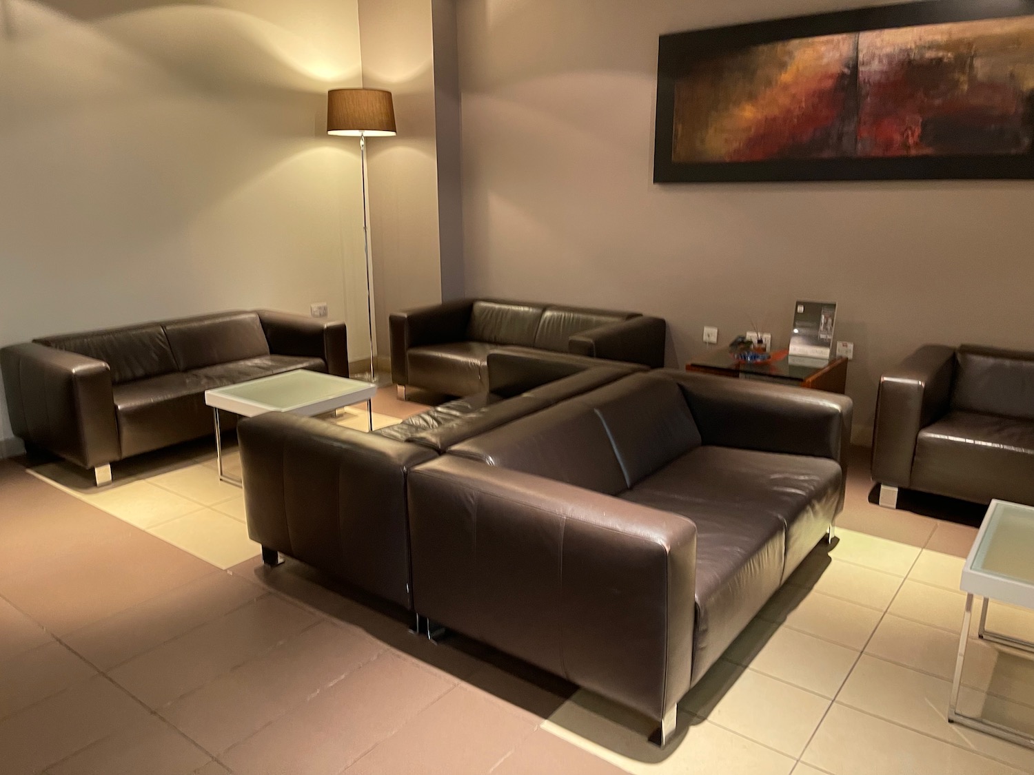 Evaluate: VIP Arrivals Lounge Malta (MLA) – A Nice Shock – Dwell and Let’s Fly | Digital Noch