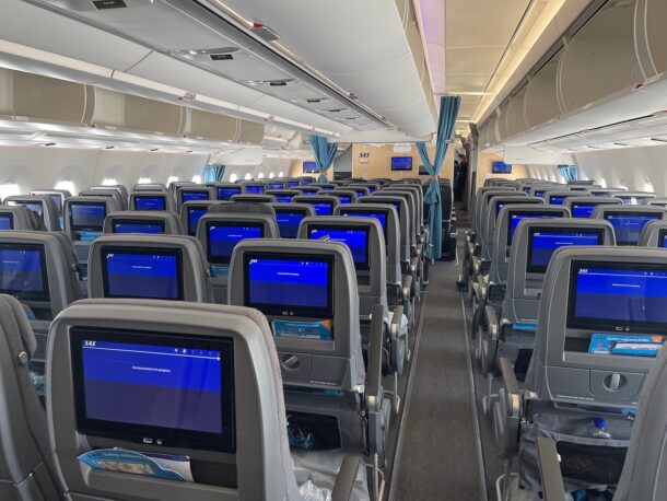 Review: SAS A350-900 Economy Class - Live and Let's Fly