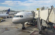 United Airlines 757-200 Wheel