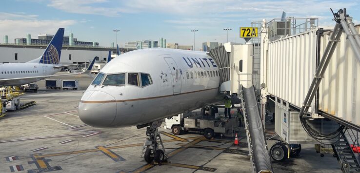 United Airlines 757-200 Wheel