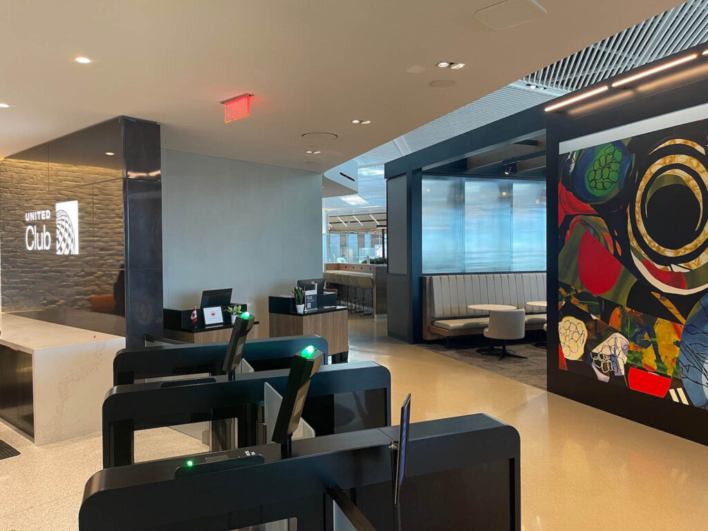 Review: United Club Newark Terminal A (EWR) - Live and Let's Fly