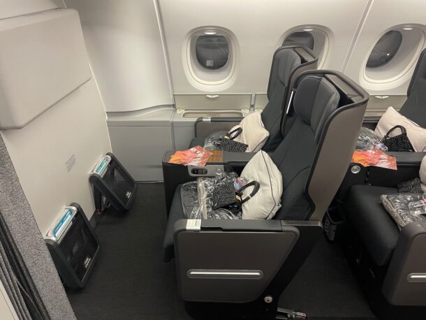 15 Hours In Qantas A380 Premium Economy Class - Live And Let's Fly