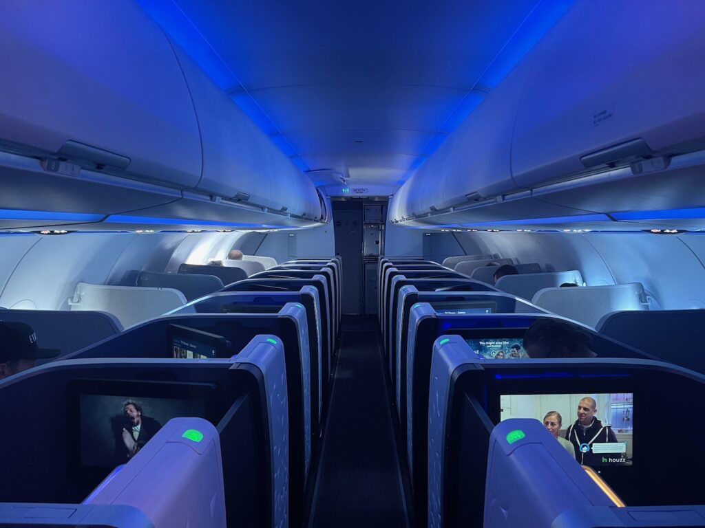 Review: JetBlue A321neo Economy Class London - New York - Live and Let ...