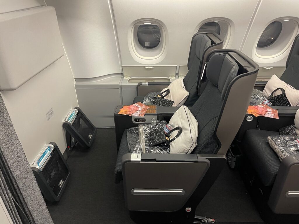 Review: Qantas A380 Premium Economy Class Los Angeles - Sydney - Live ...