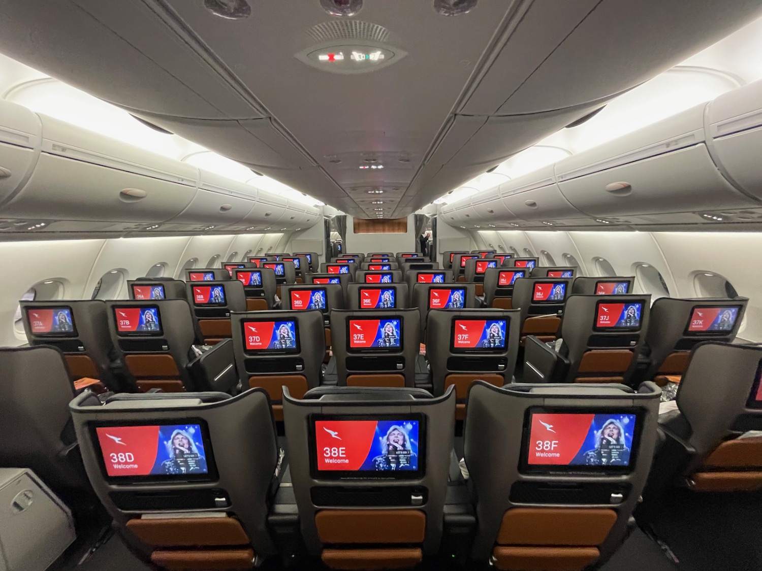 rows of seats in an airplane