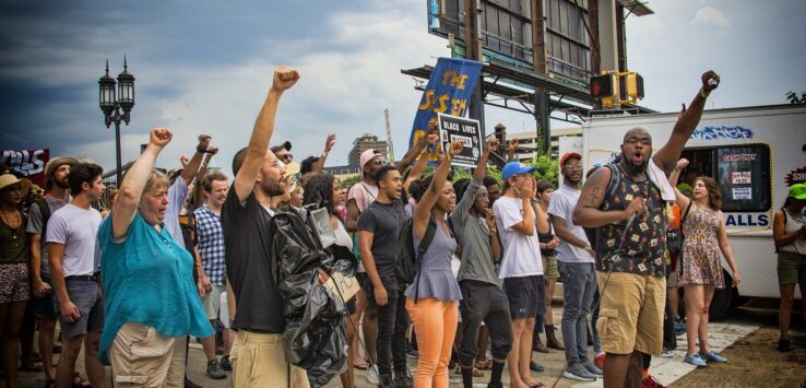 First Amendment blocking airport