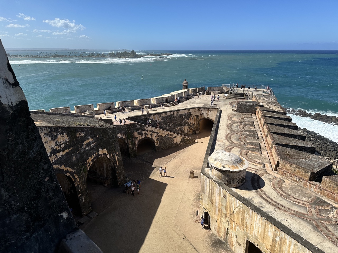 castillo morro over the water