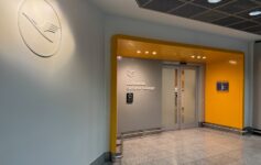 Lufthansa Senator Lounge Frankfurt Review