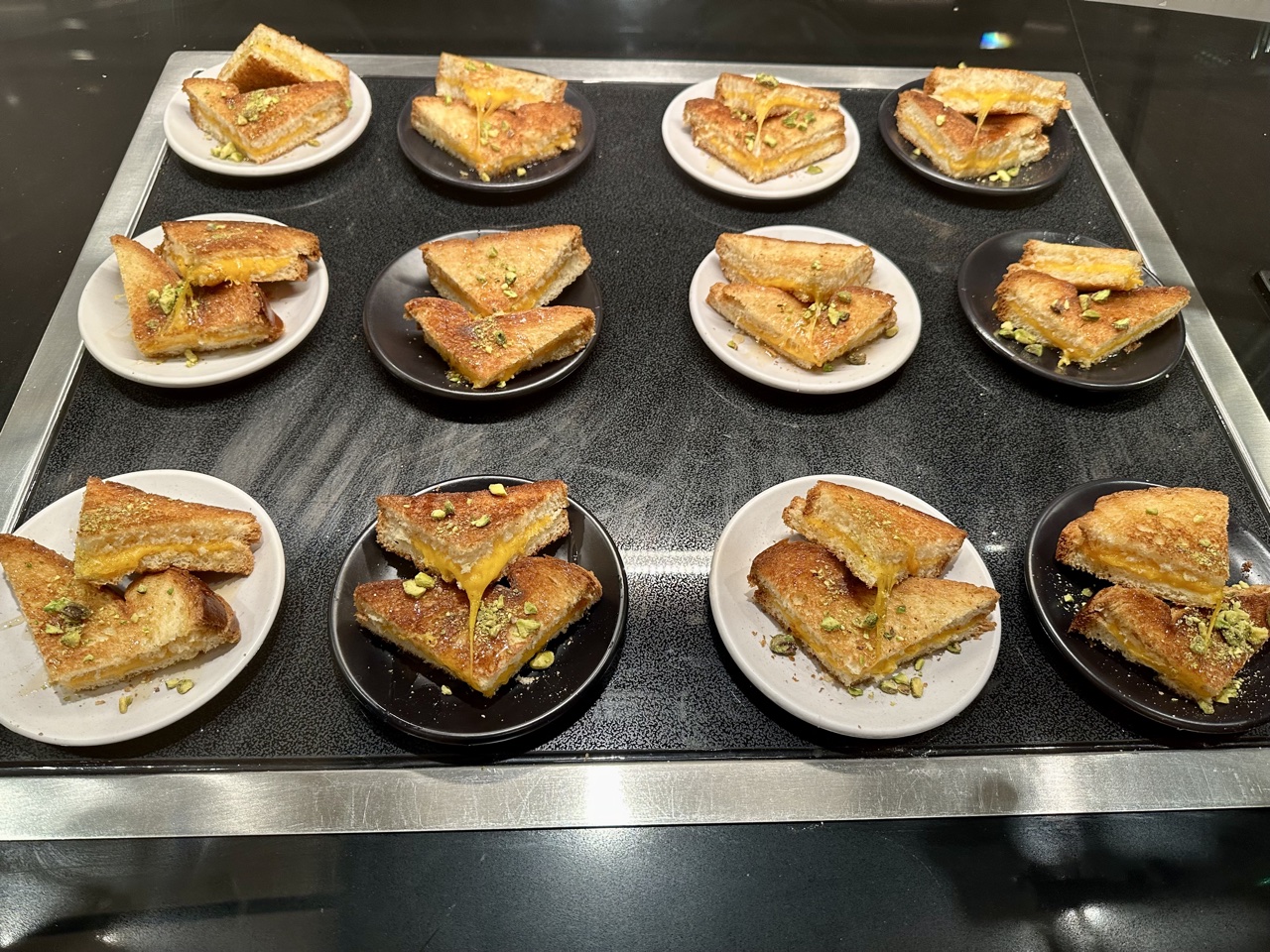 Chase Sapphire Lounge LGA grilled cheese