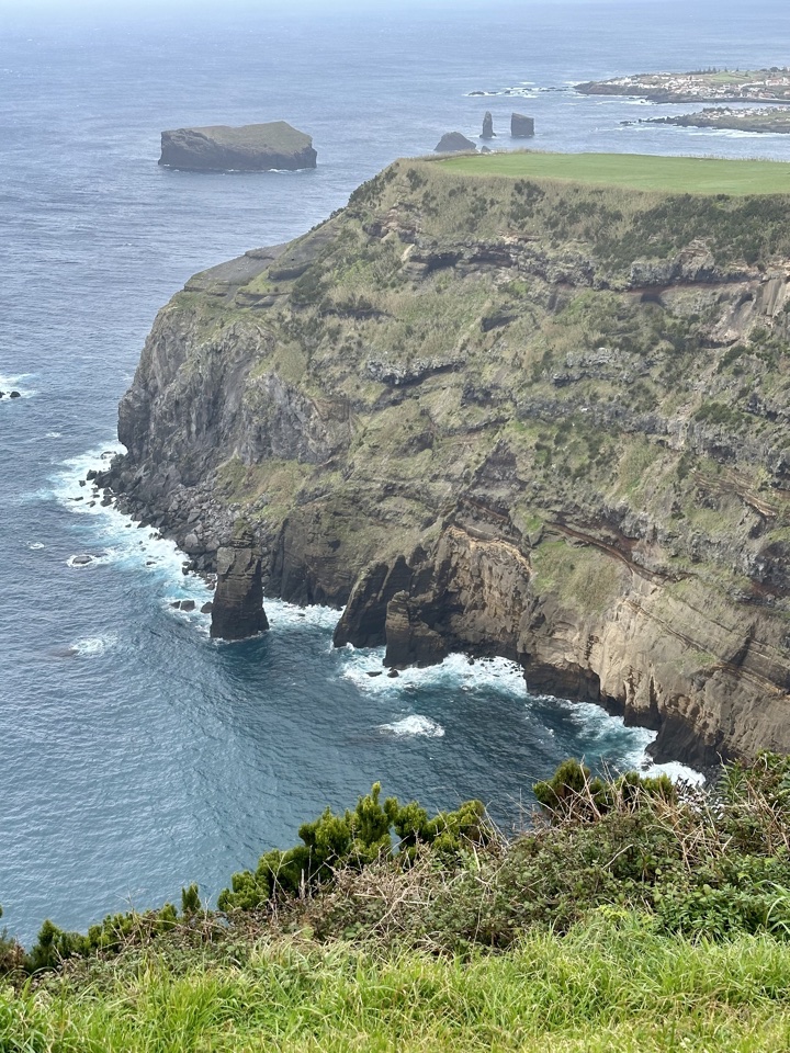 car hire azores cliffs