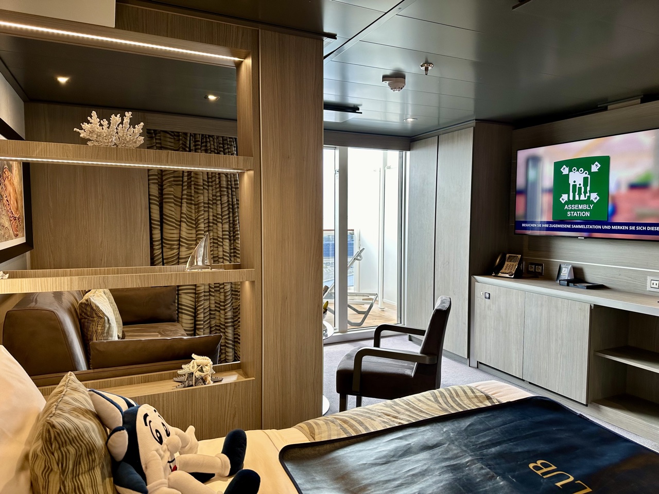 msc yacht club seascape room