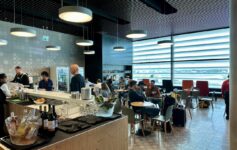 lisbon airport lounge dining