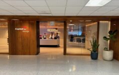 Capital One Lounge Dulles Review