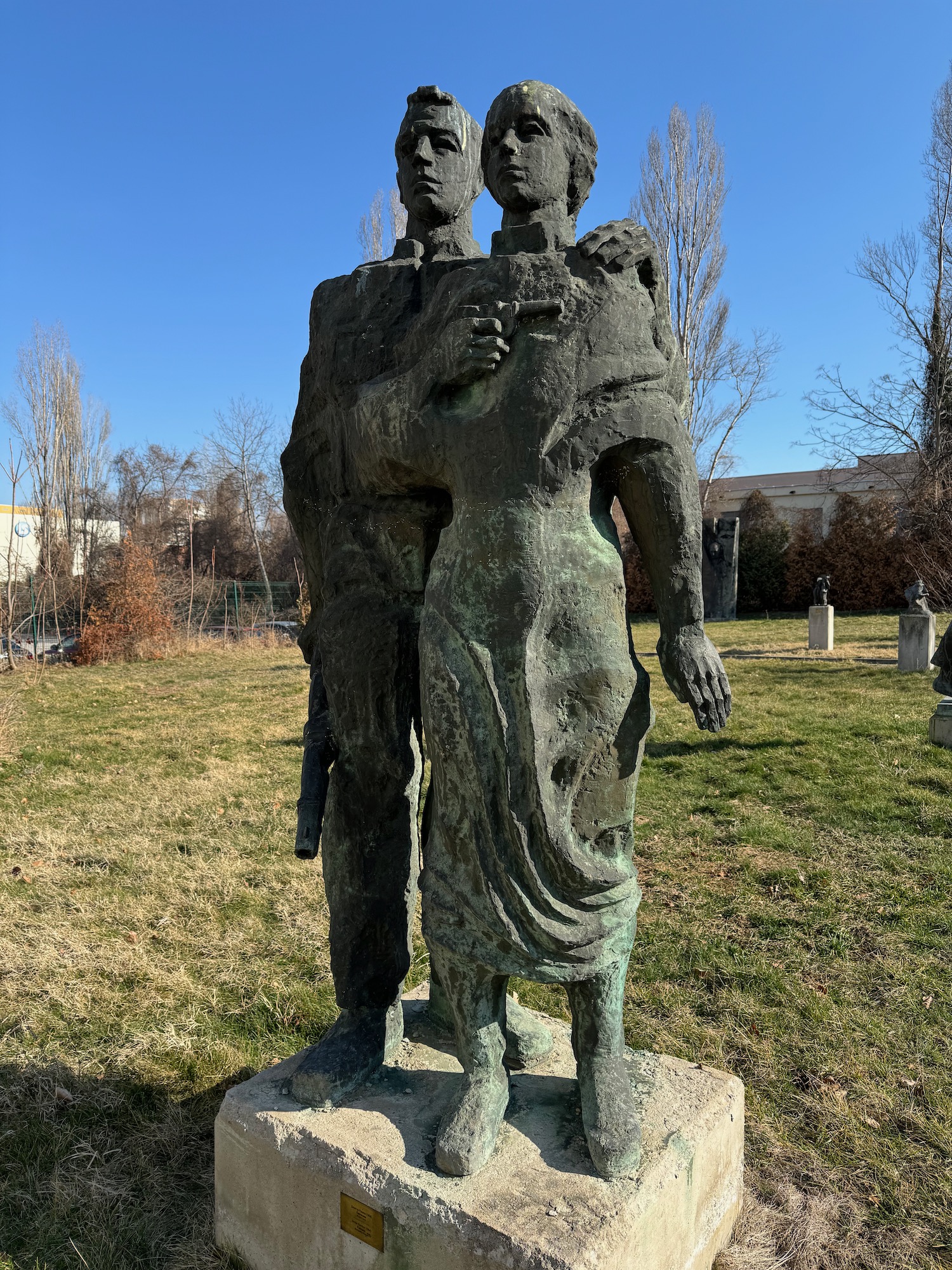 a statue of a man and woman