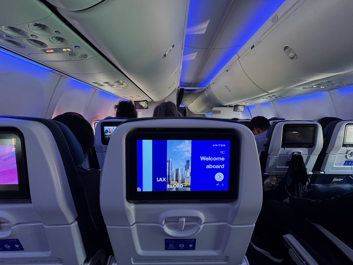 TravelWireDaily — Review: United Airlines 737 MAX 9 Economy Class