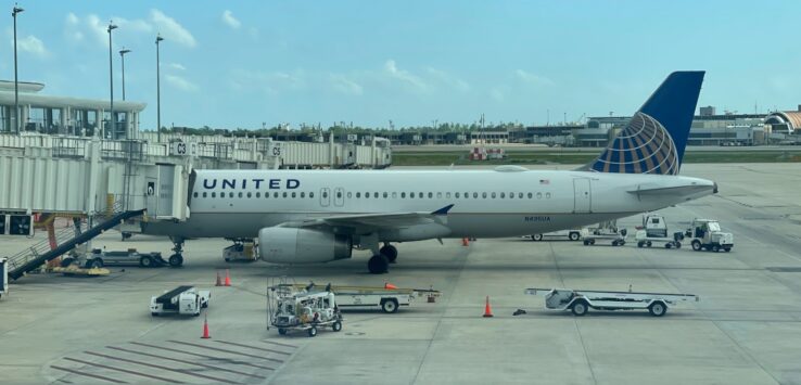 United Airlines A320 Engine Liner