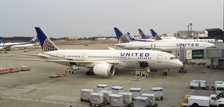 United 737 Tokyo Narita