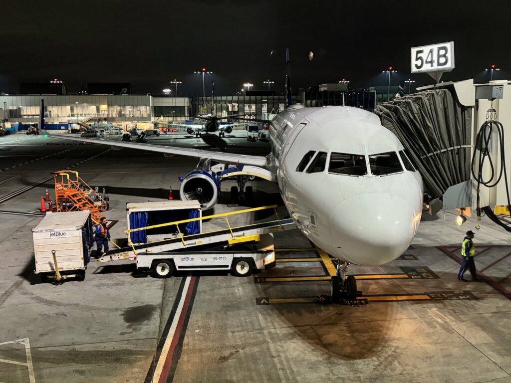 Review: JetBlue A321 Mint Business Class (Fort Lauderdale - Los Angeles ...