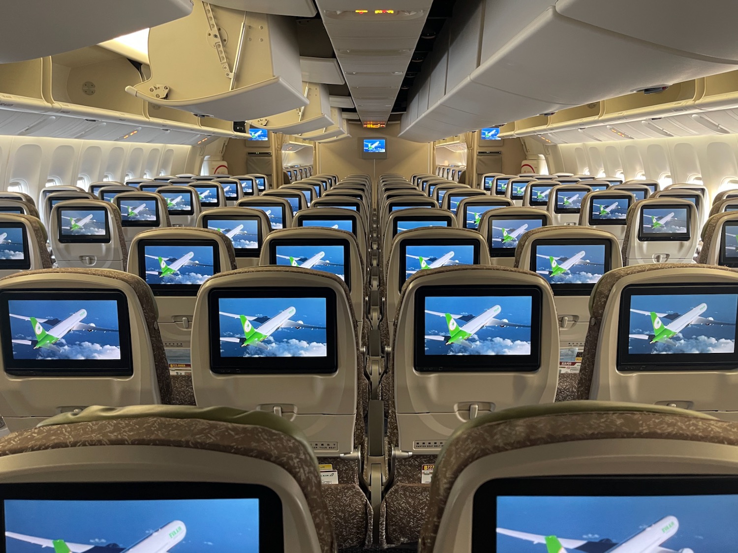 Review: EVA Airways 777-300ER Economy Class