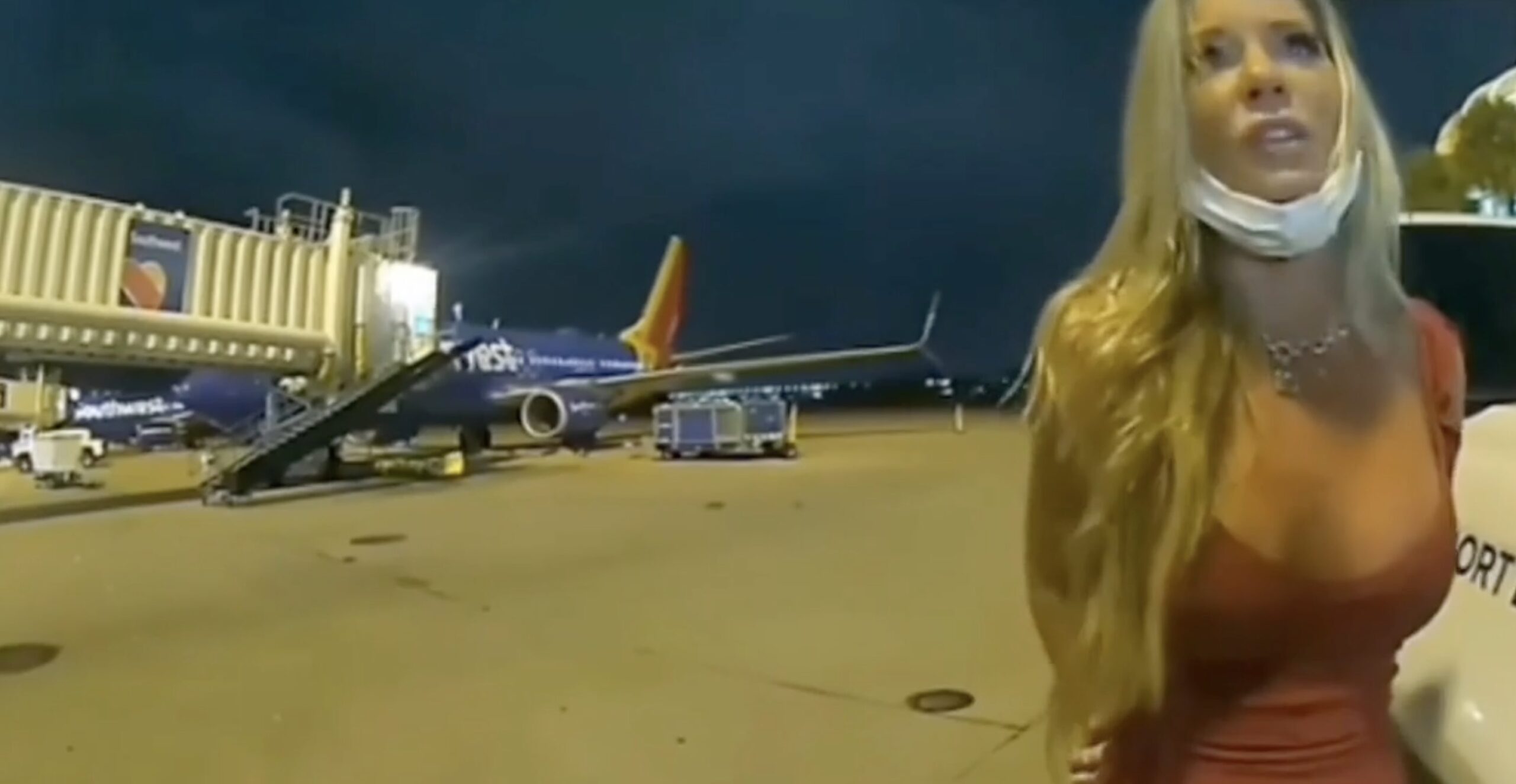 Curvy Florida woman suggests, “Officer, I’ll do ANYTHING for you” to avoid arrest after bad behavior on Southwest Airlines flight