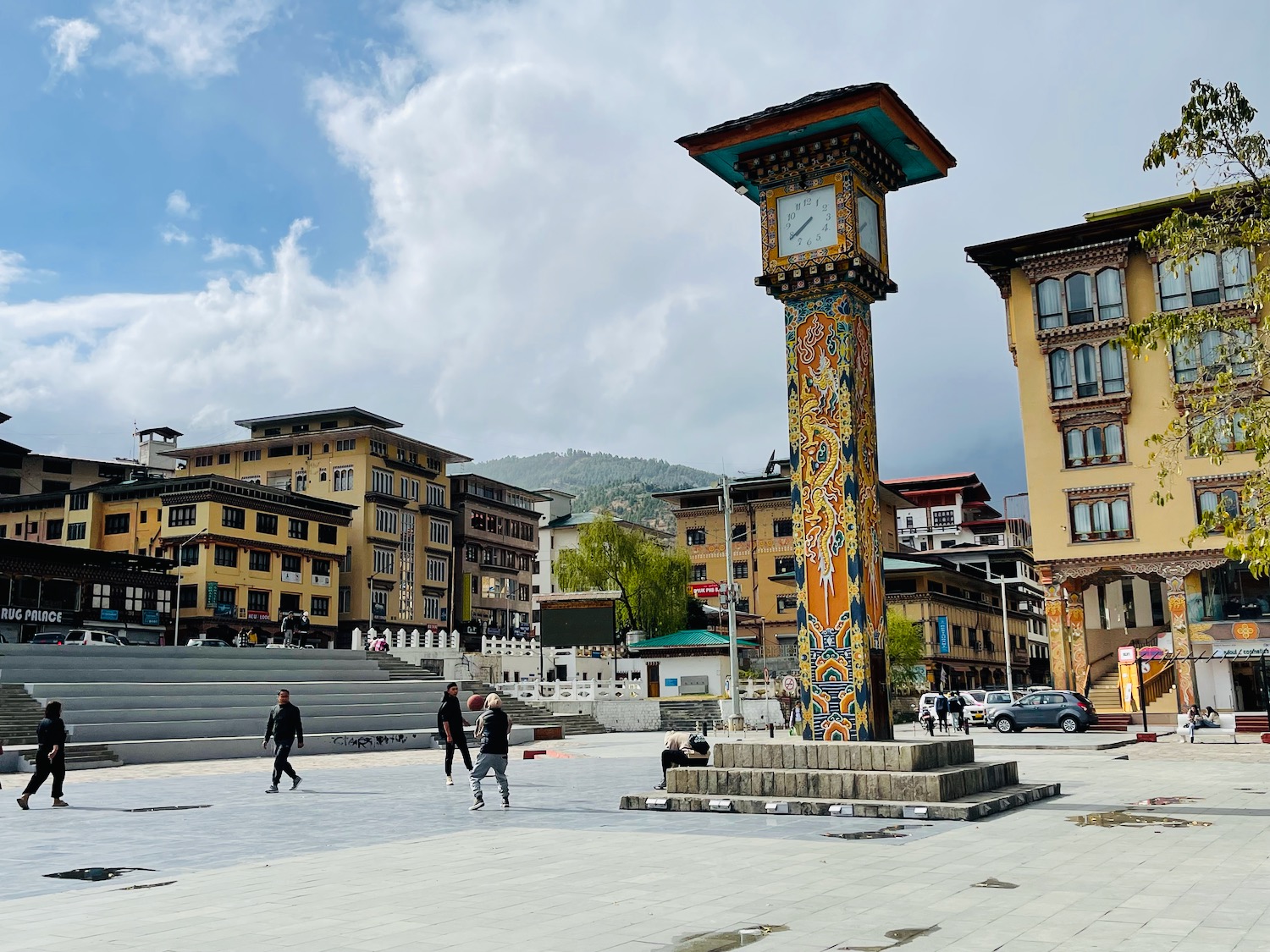 a clock tower in a city