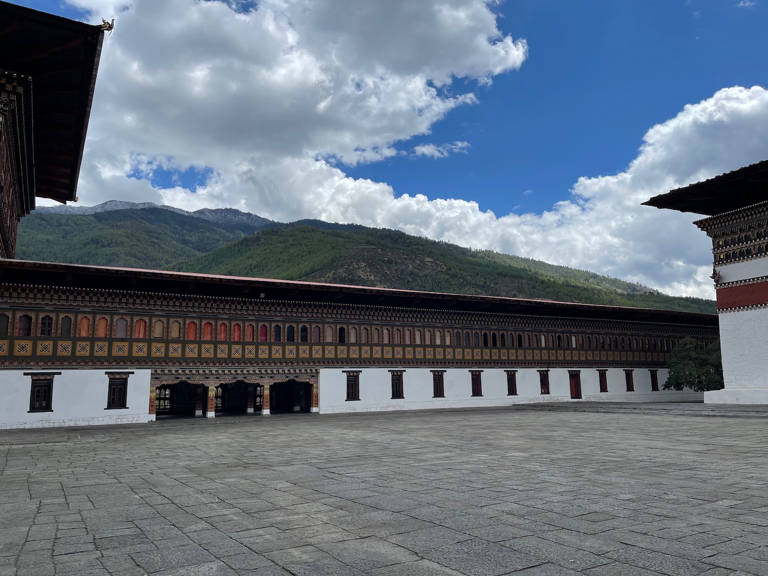 a large building with many windows