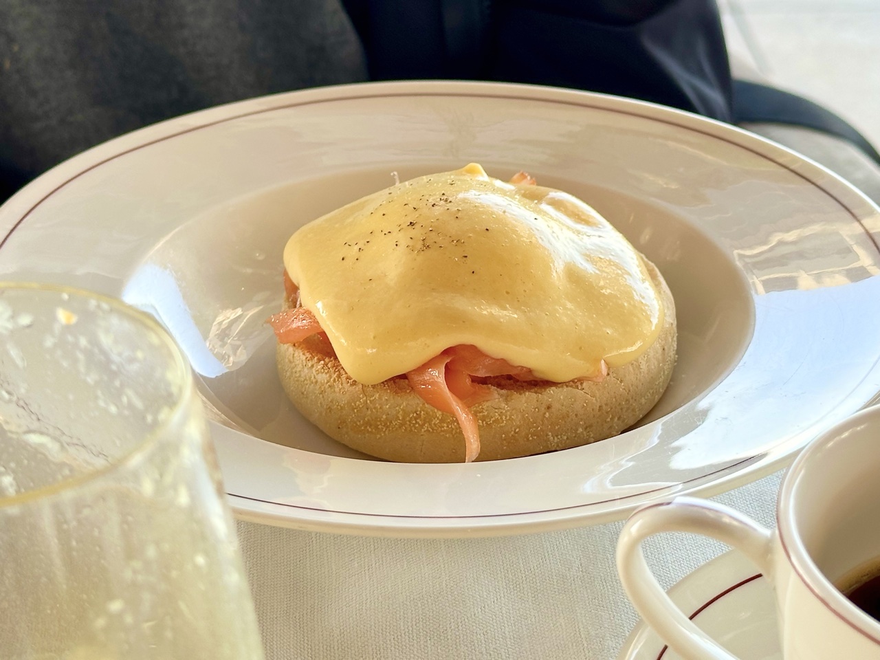 so paris hotel Bonnie salmon benedict