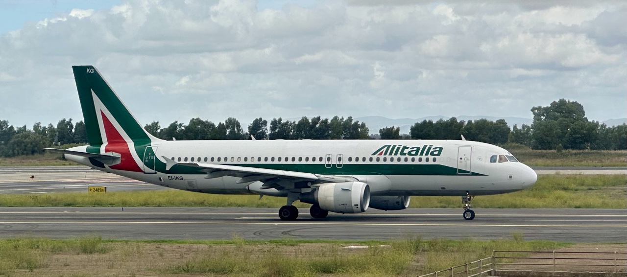 Alitalia aircraft Airbus A320