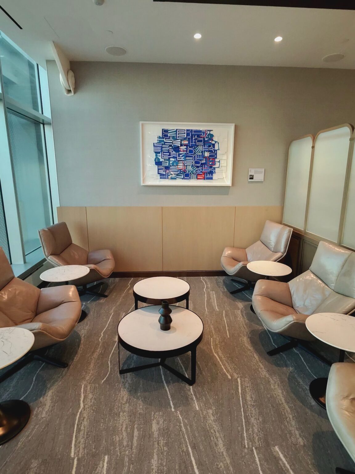 A Tale Of Two Delta Sky Clubs In JFK Terminal 4 - Live and Let's Fly