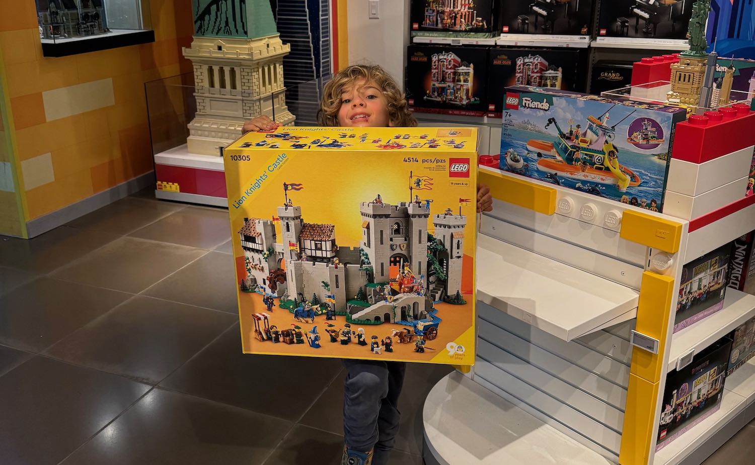 LEGO Shopping Over Airport Lounges… – Live and Let’s Fly