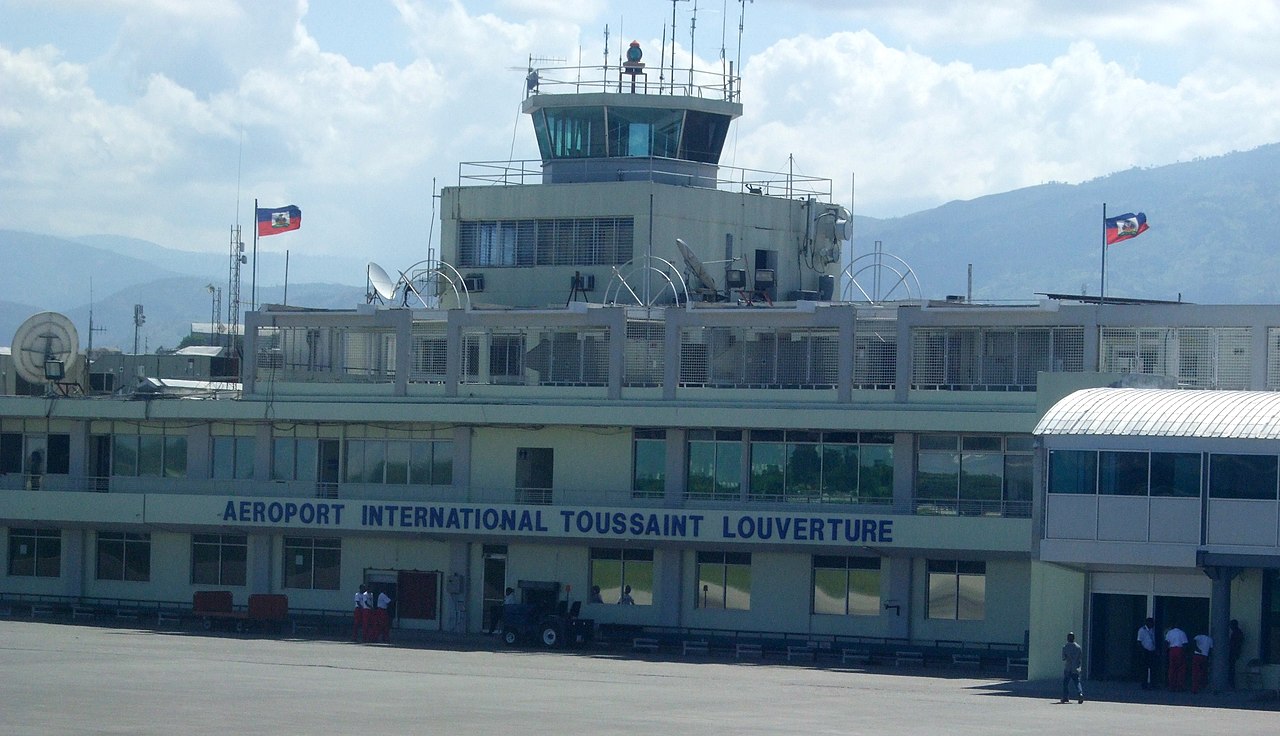 a large airport control tower