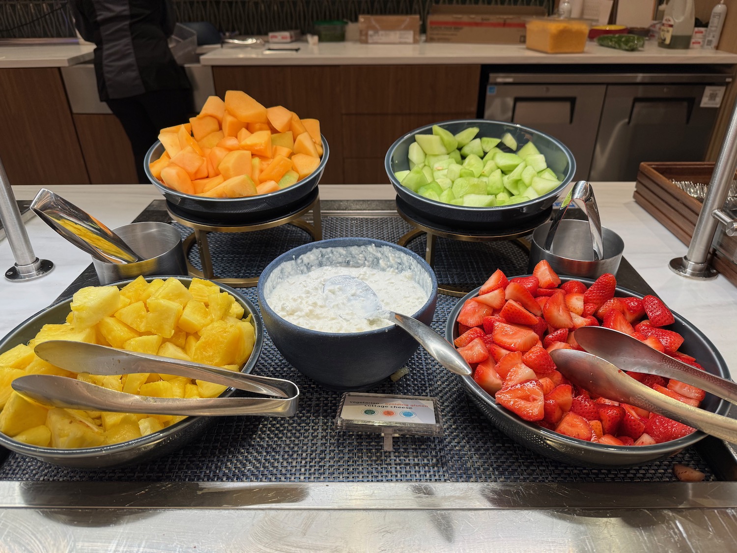 a group of bowls of fruit