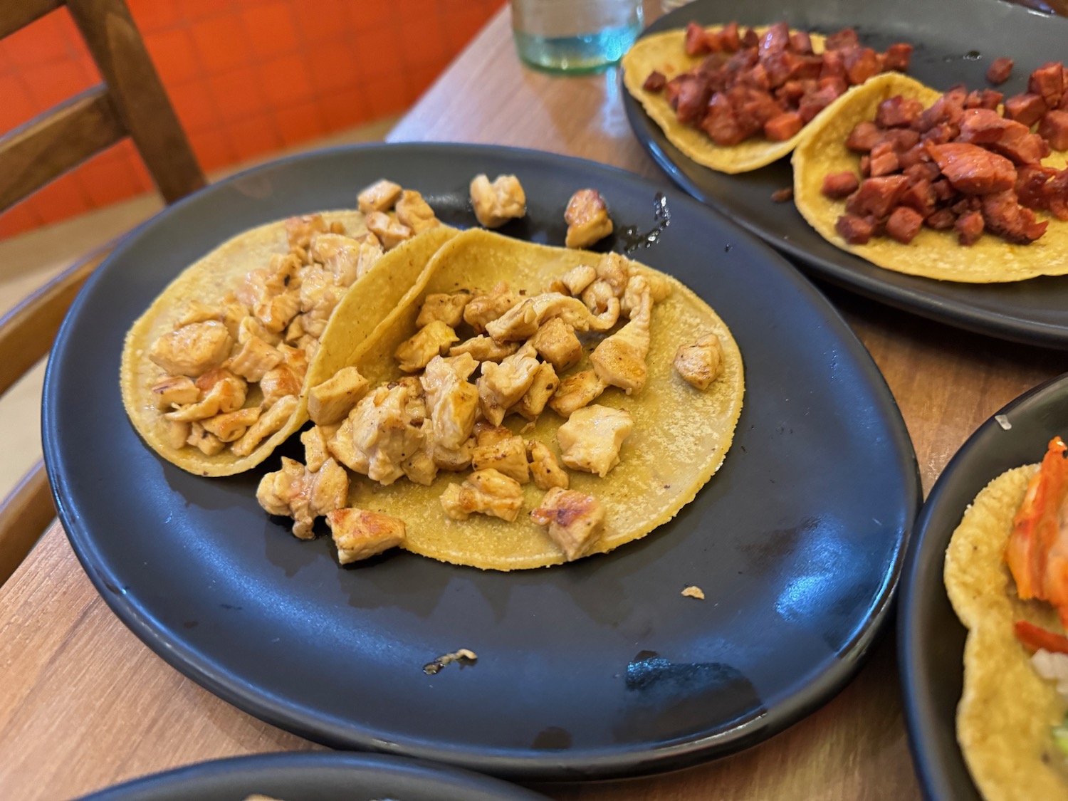 a plate of tacos on a table