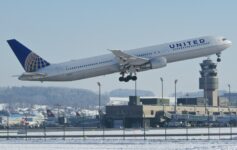 United Airlines Zurich Chicago Diversion