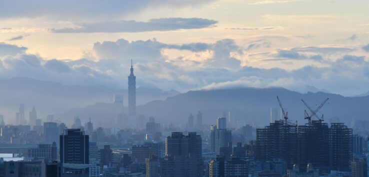 United Airlines Guam Taipei