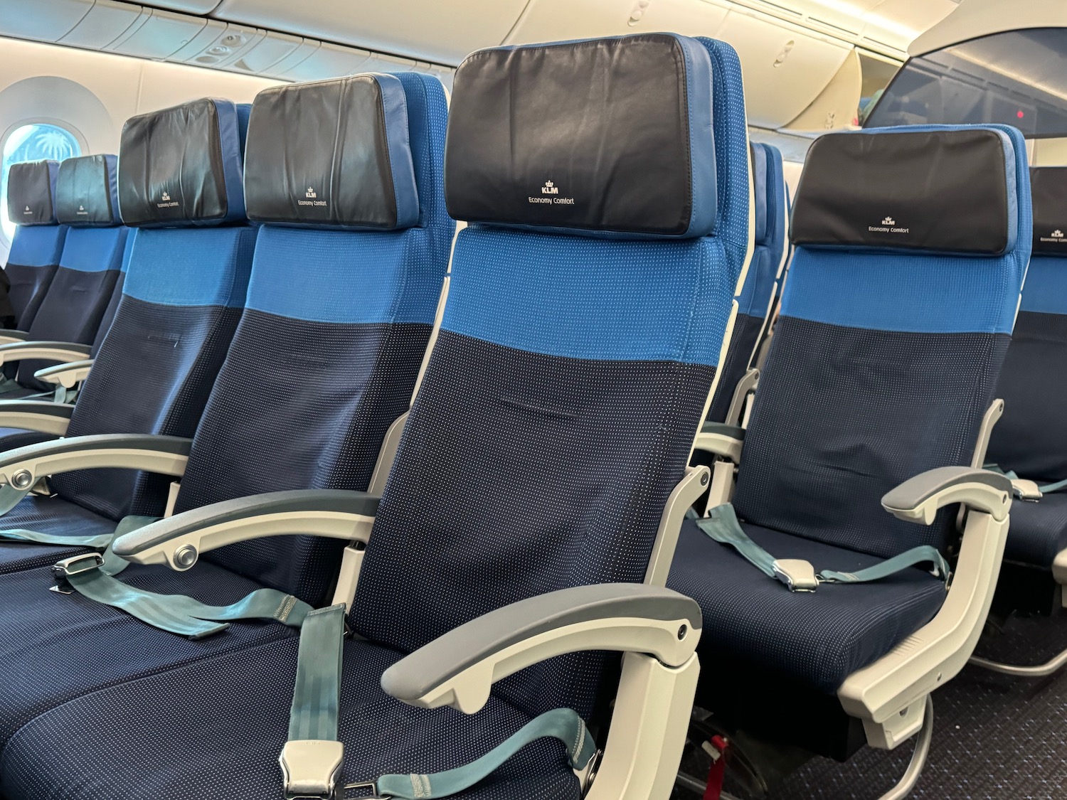 a row of seats on an airplane