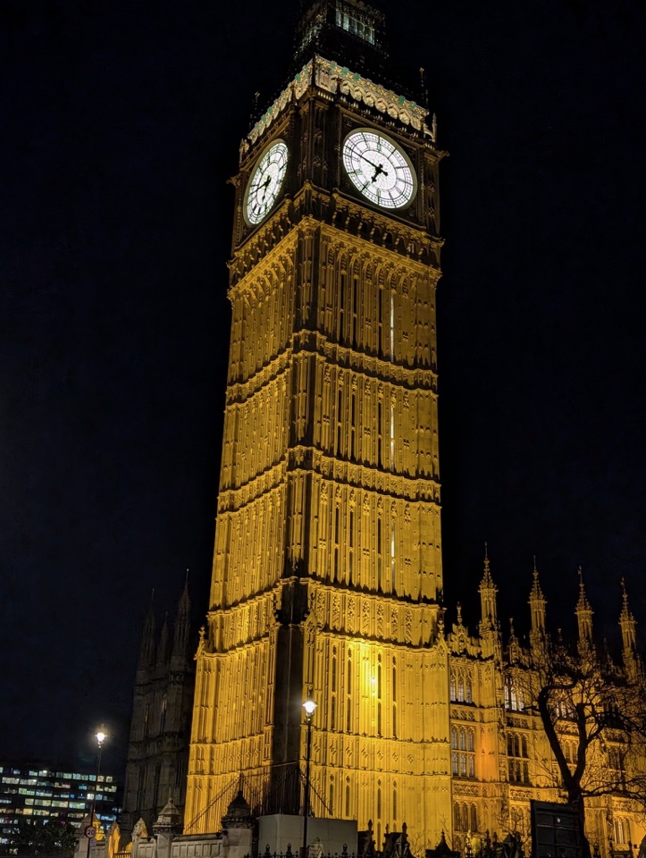 tmobile travel night shot big ben