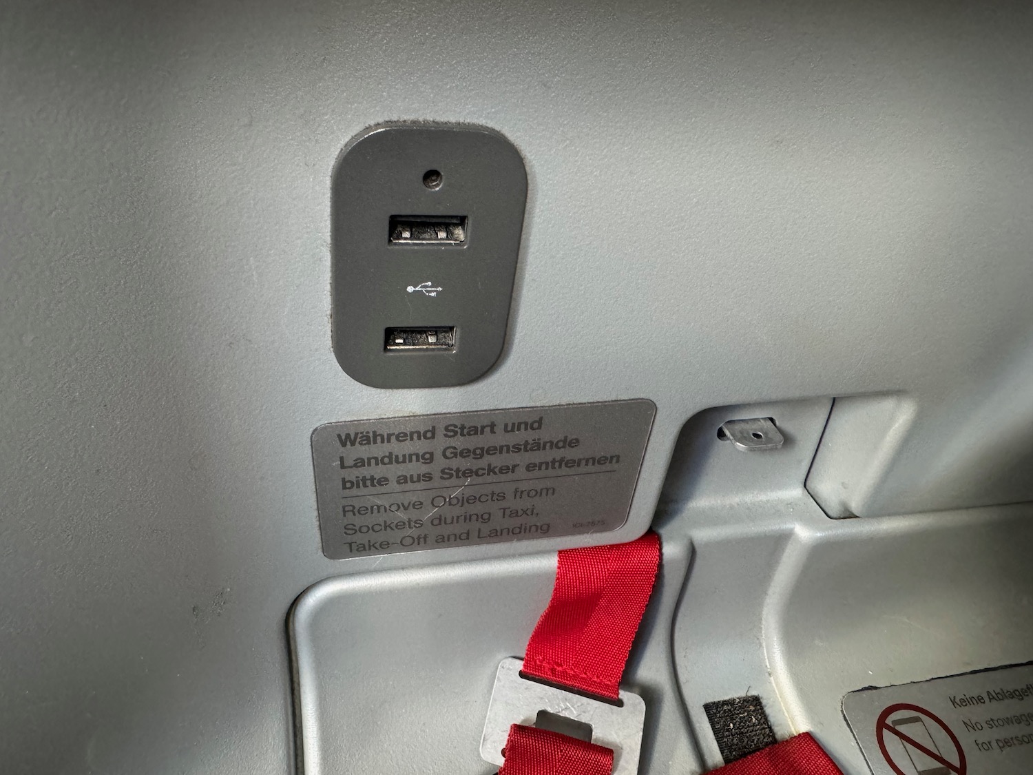 a usb ports in an airplane