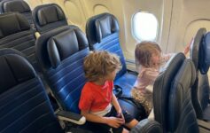 Children Flights Seatback Screens