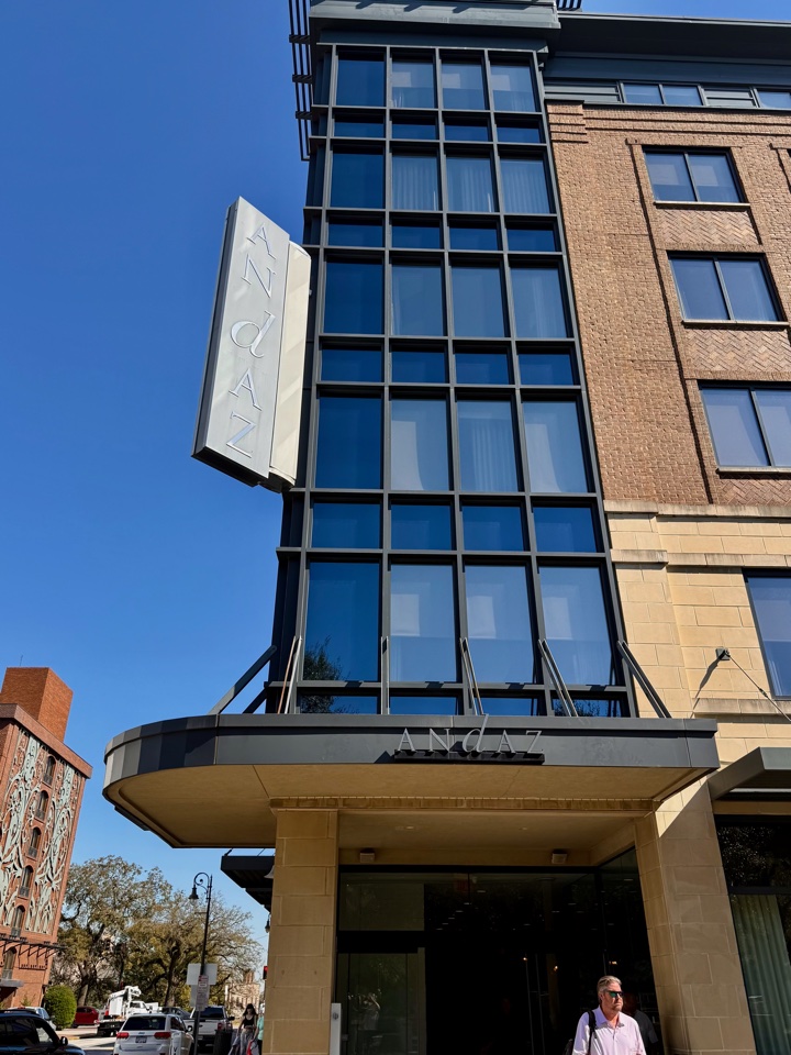 andaz savannah exterior