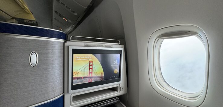 United Airlines 777-200 Polaris Business Class Review