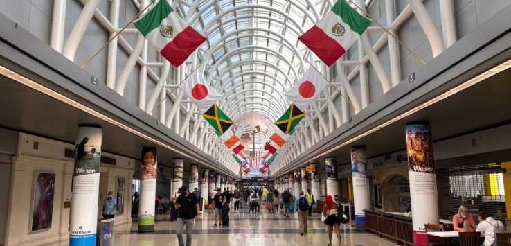 United American O’Hare gate dispute
