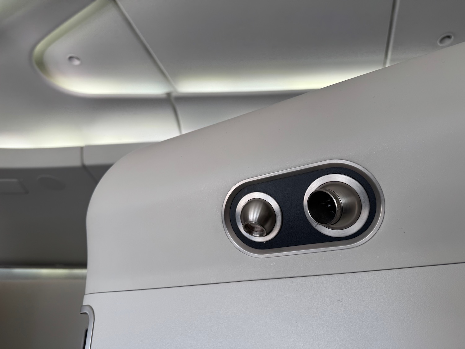 a close up of a white object