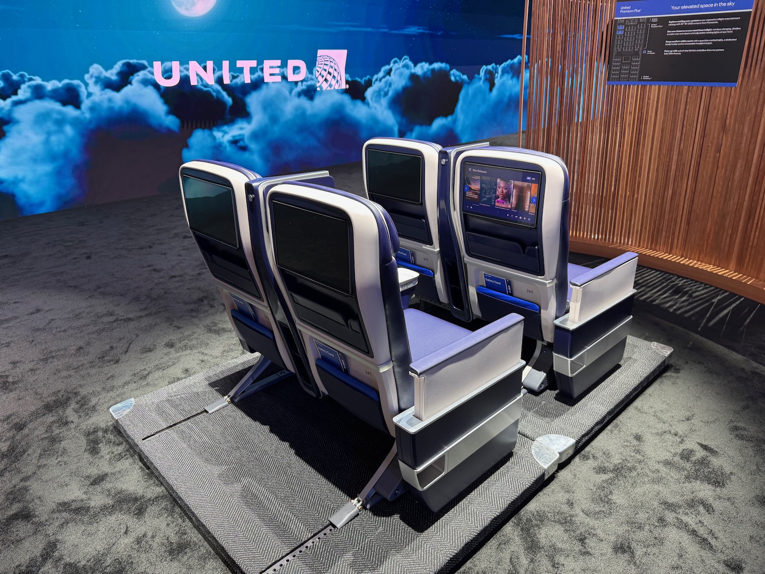 a row of seats in a room