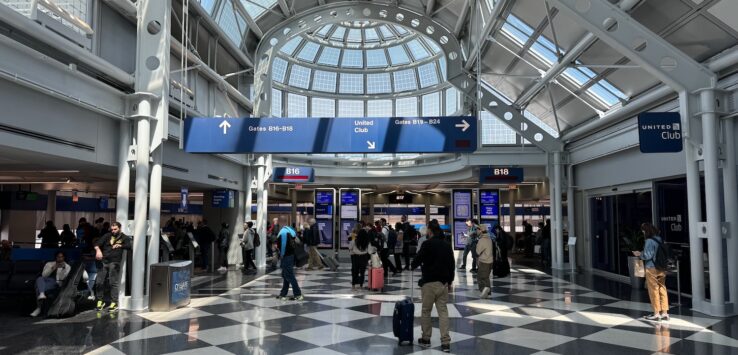Chicago O’Hare gate battle