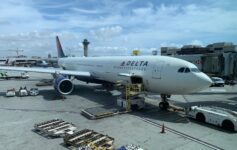 Delta Los Angeles Hong Kong