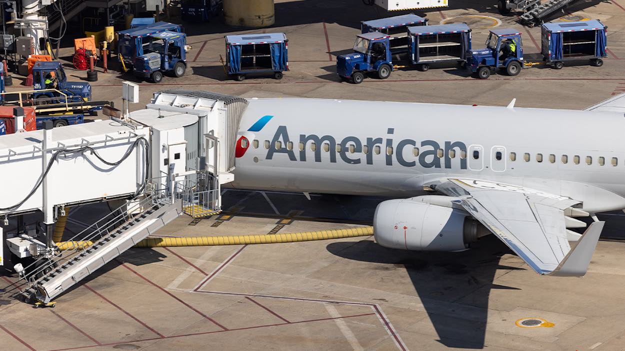 liveandletsfly.com - Matthew Klint - American Airlines Calls On Congress To End 'Unacceptable' Government Shutdown