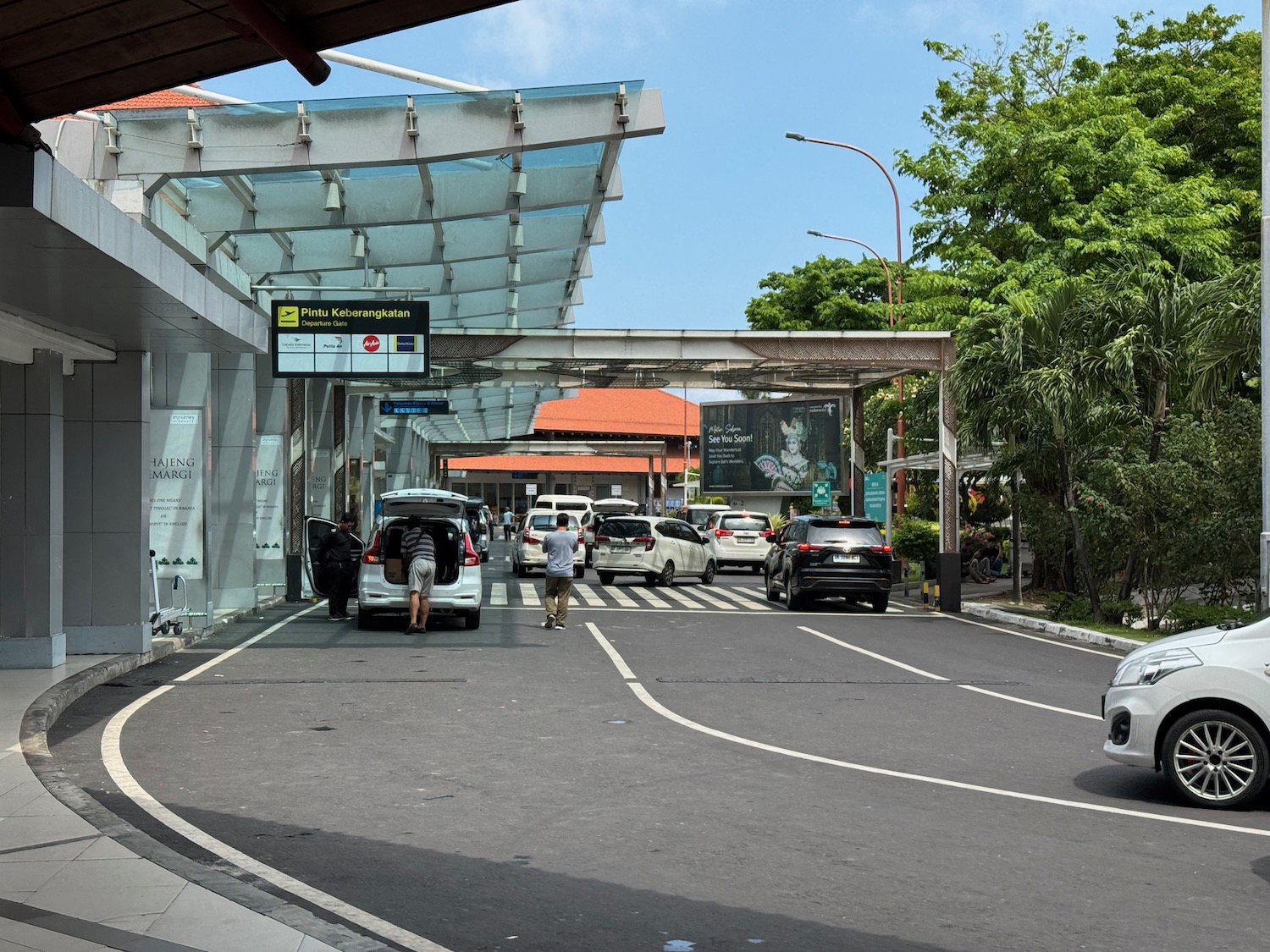 a group of cars in a parking lot