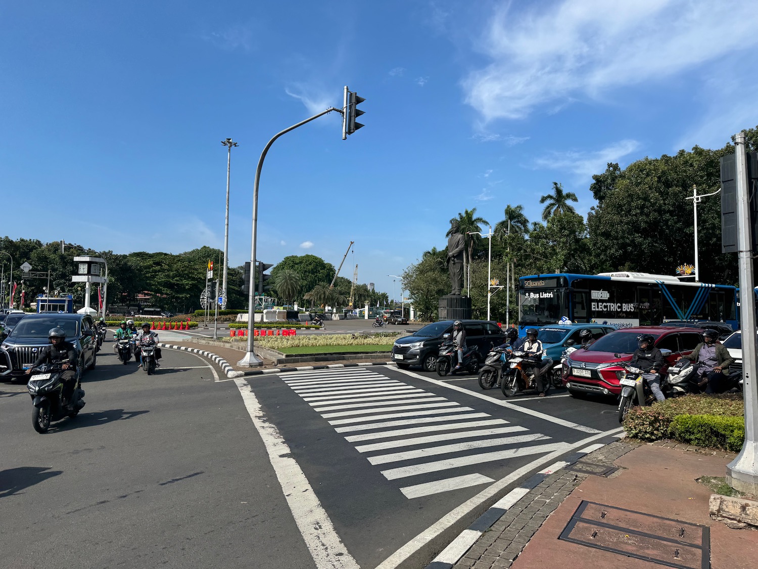 a traffic light on a street